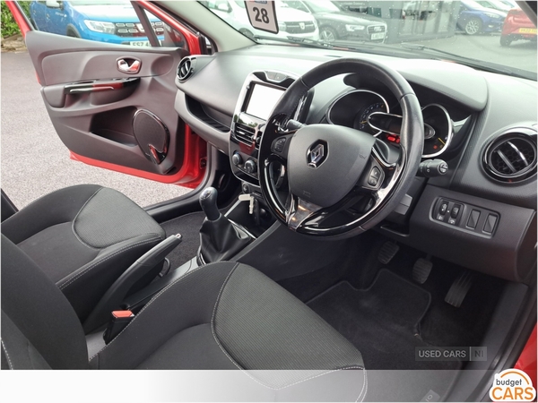 Renault Clio HATCHBACK in Down