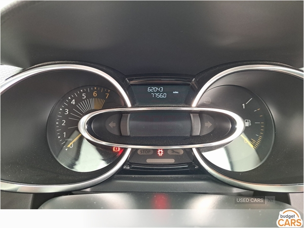 Renault Clio HATCHBACK in Down