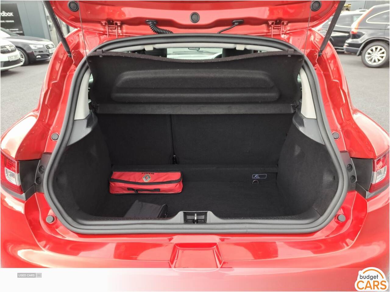 Renault Clio HATCHBACK in Down