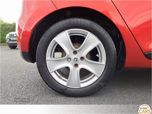 Renault Clio HATCHBACK in Down