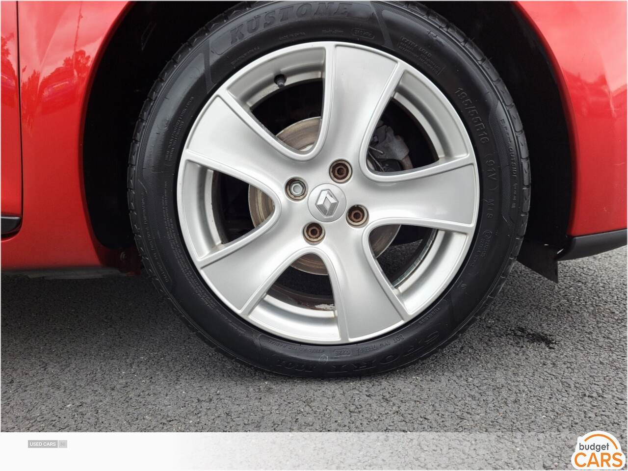 Oct 2014 Renault Clio 1.2 16V Dynamique MediaNav 5dr