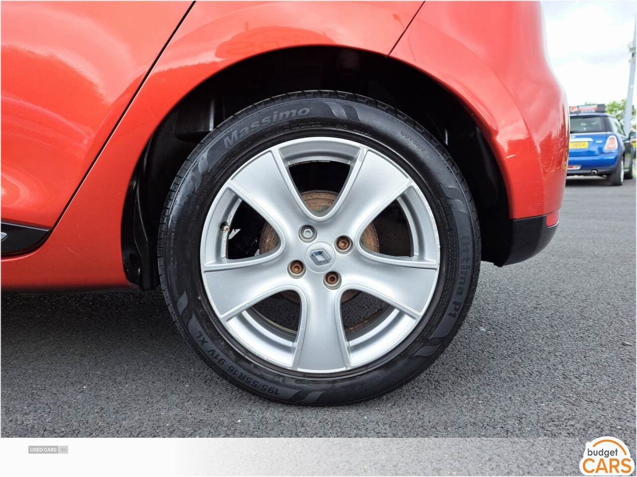 Oct 2014 Renault Clio 1.2 16V Dynamique MediaNav 5dr