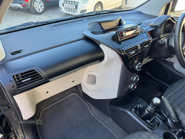 Toyota iQ HATCHBACK in Down