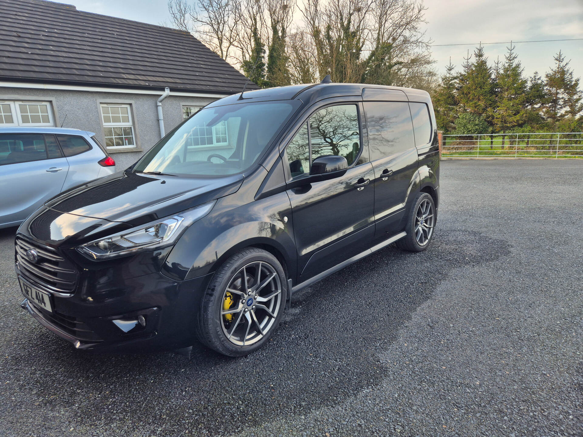Jul 2020 Ford Transit Connect 1.5 EcoBlue 120ps Limited Van Powershift