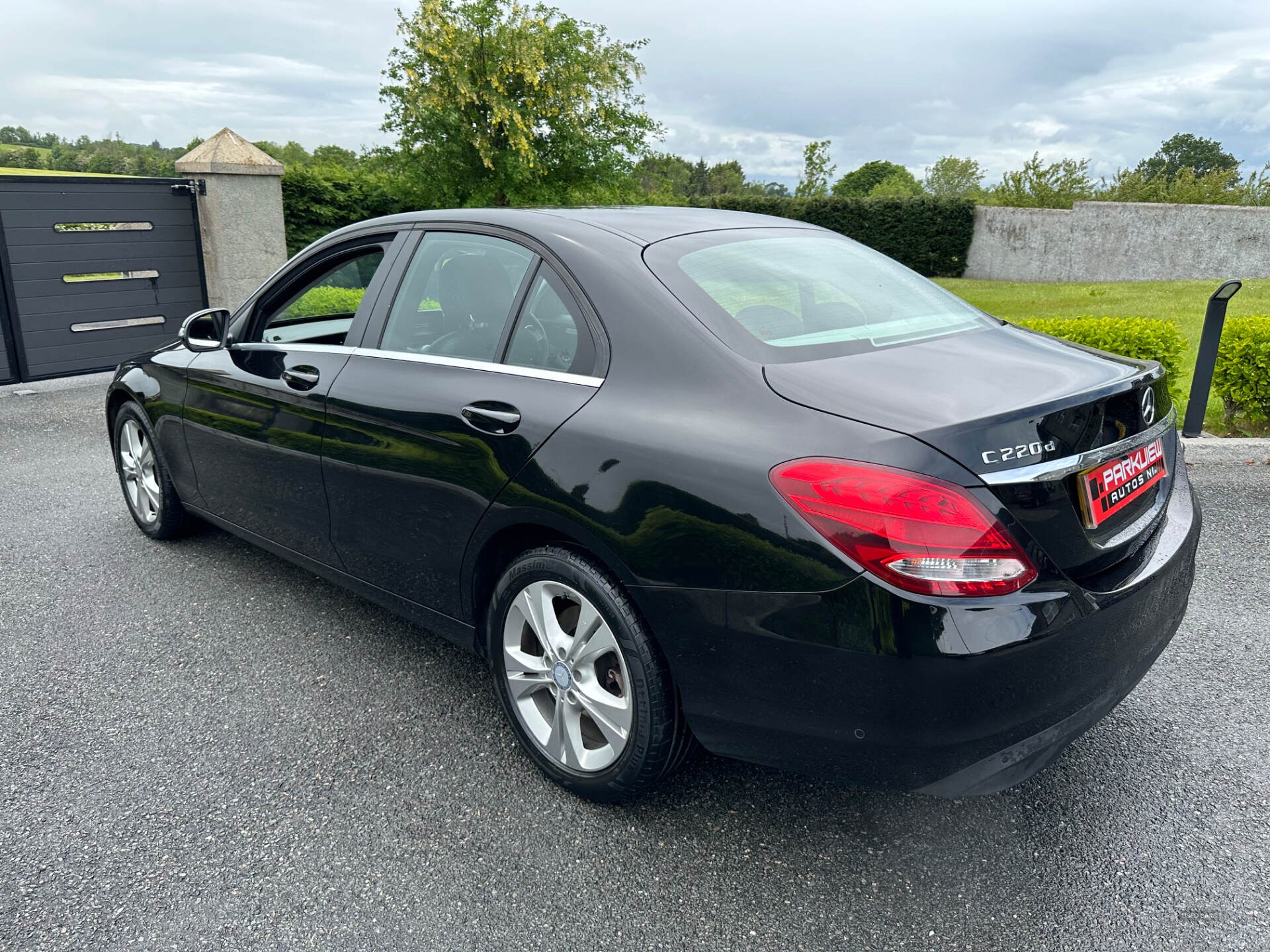 Jan 2016 Mercedes C-Class C220d SE Executive 4dr Auto