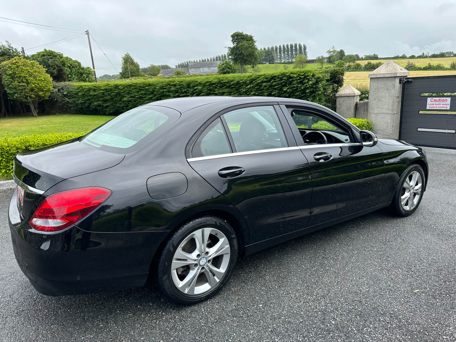 Jan 2016 Mercedes C-Class C220d SE Executive 4dr Auto