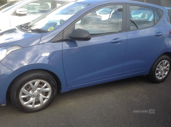 Hyundai i10 HATCHBACK in Down