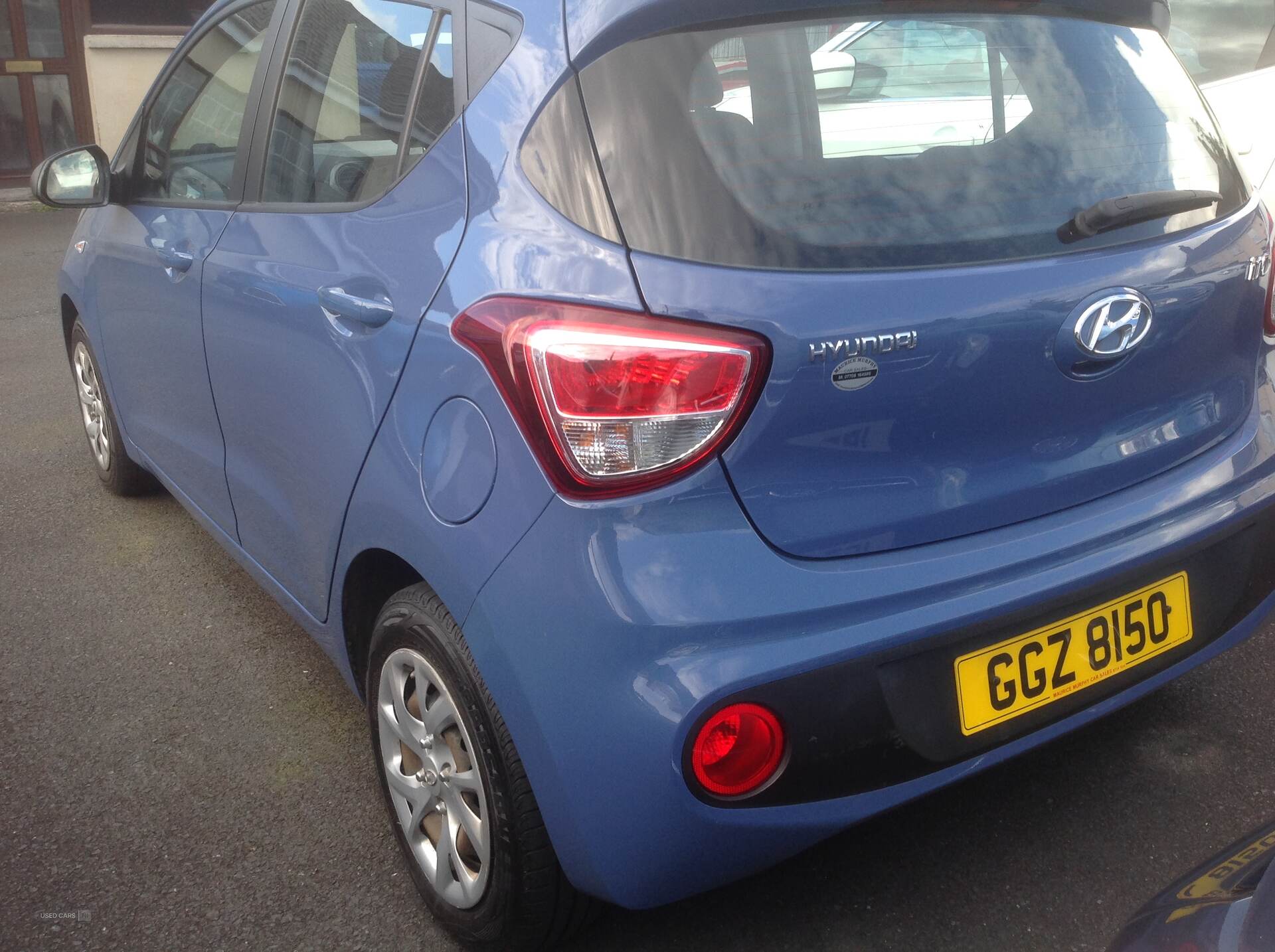 Hyundai i10 HATCHBACK in Down
