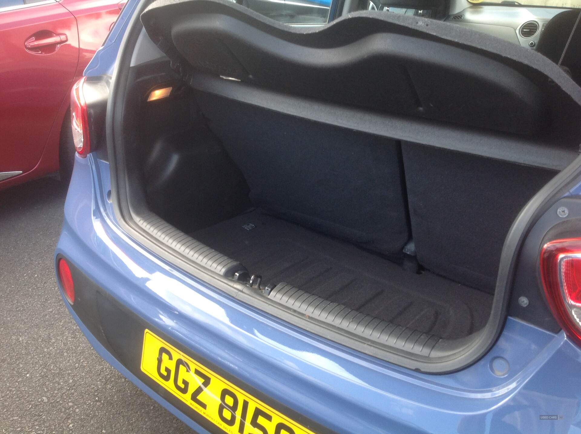 Hyundai i10 HATCHBACK in Down