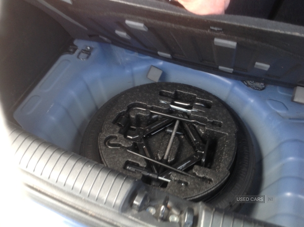 Hyundai i10 HATCHBACK in Down