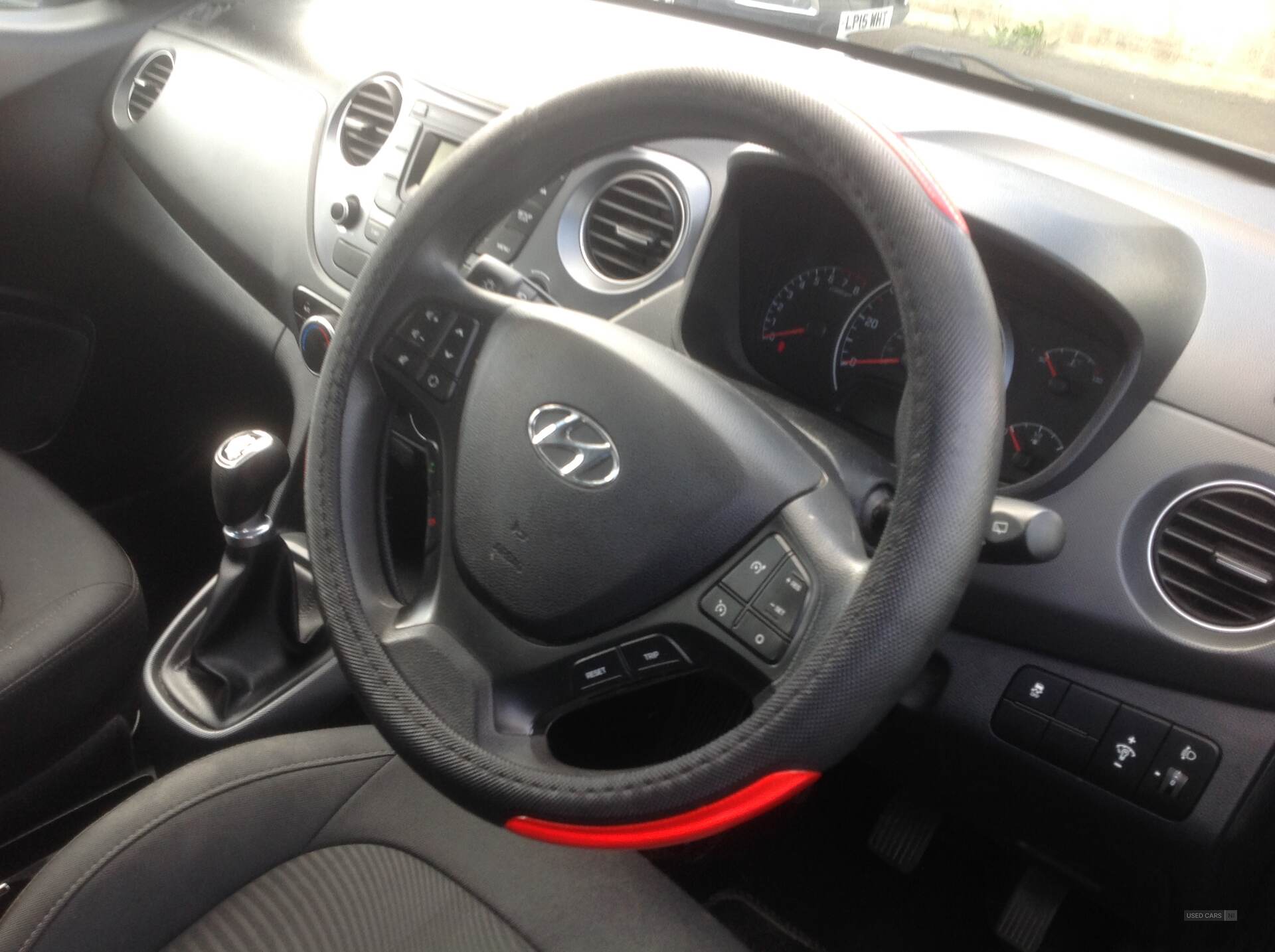 Hyundai i10 HATCHBACK in Down