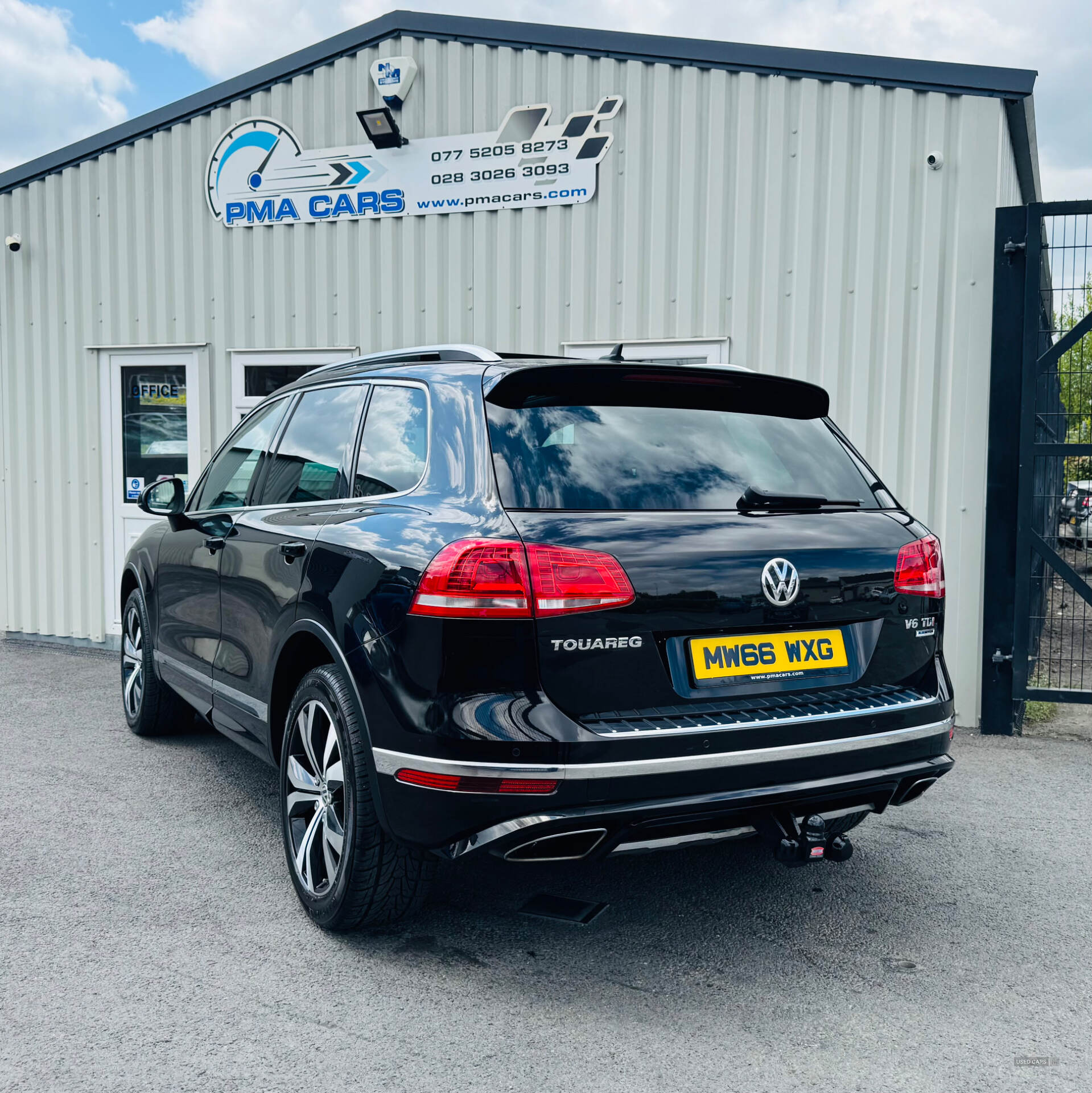 Feb 2017 Volkswagen Touareg 3.0 V6 TDI BlueMotion Tech 262 R-Line 5dr Tip Auto
