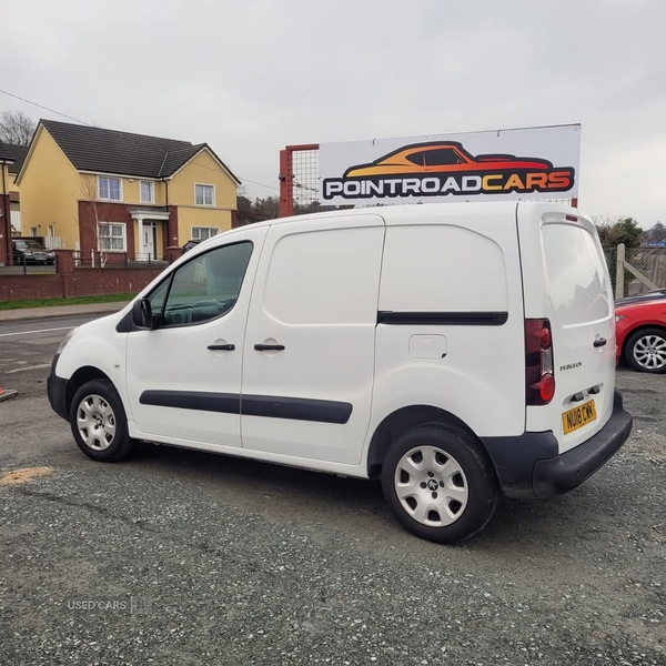Peugeot Partner L1 DIESEL in Down