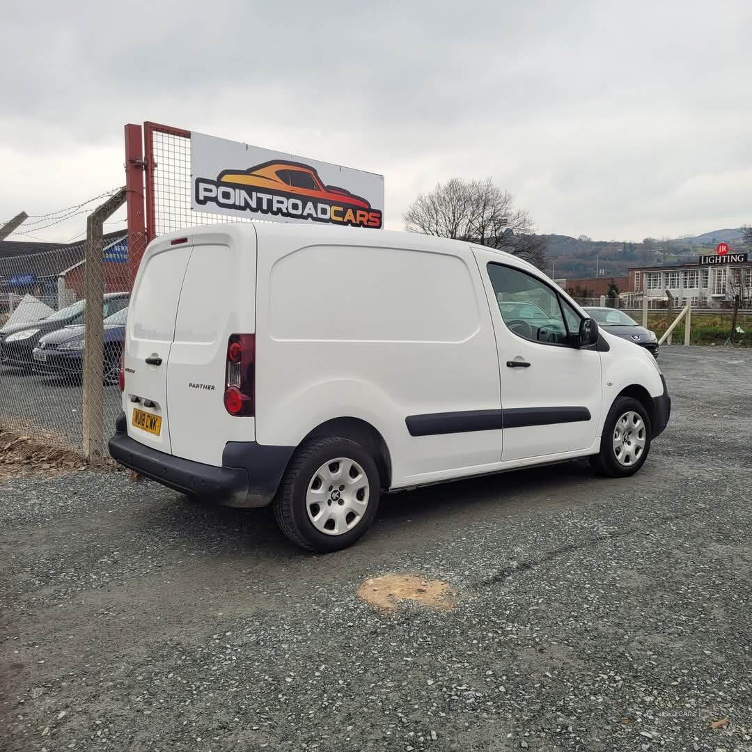 Peugeot Partner L1 DIESEL in Down