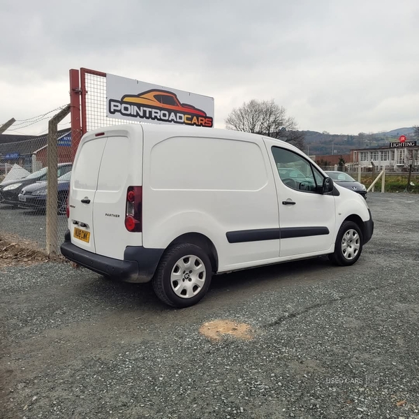 Peugeot Partner L1 DIESEL in Down