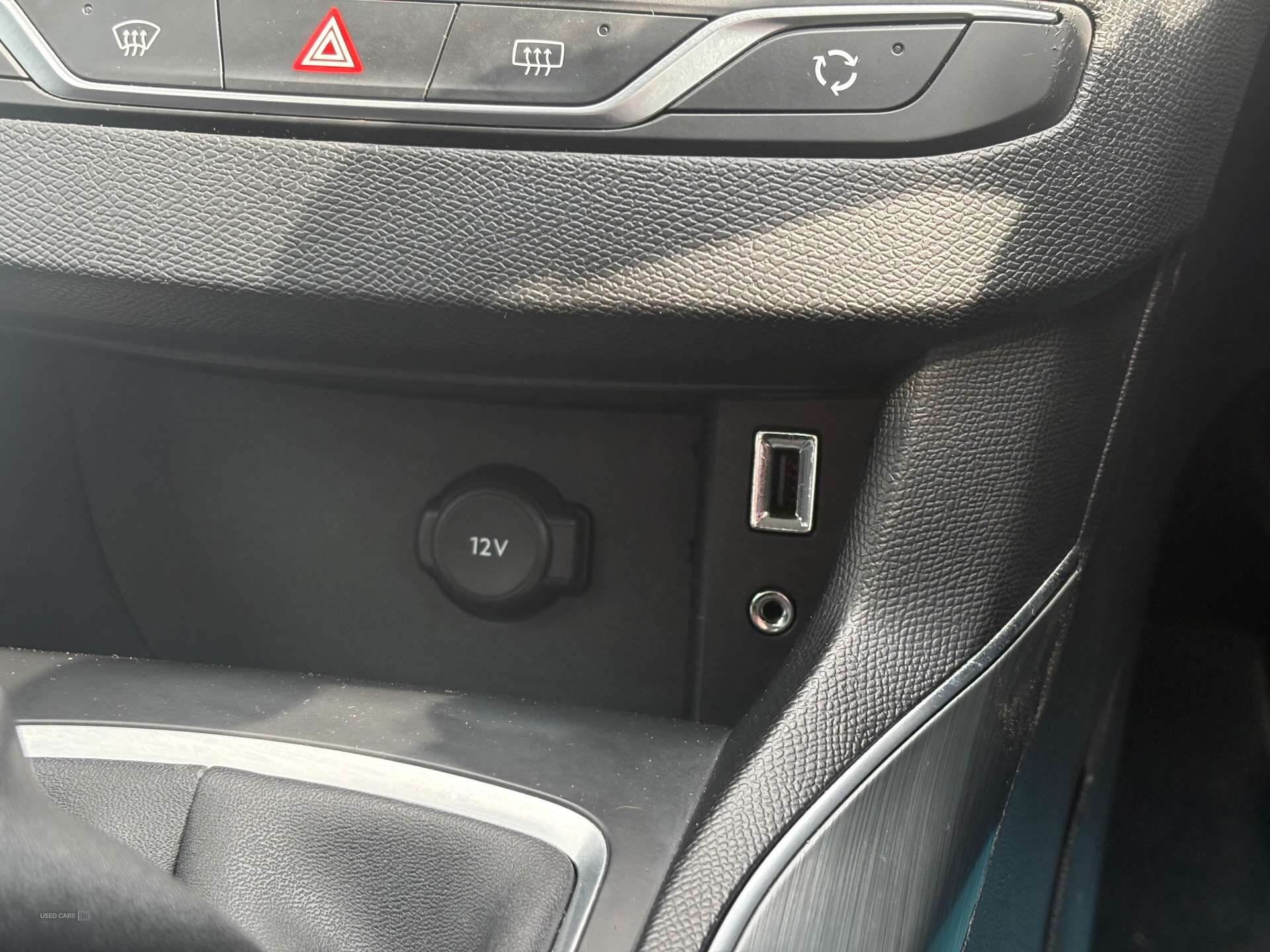 Apr 2015 Peugeot 308 1.6 HDi 92 Active 5dr