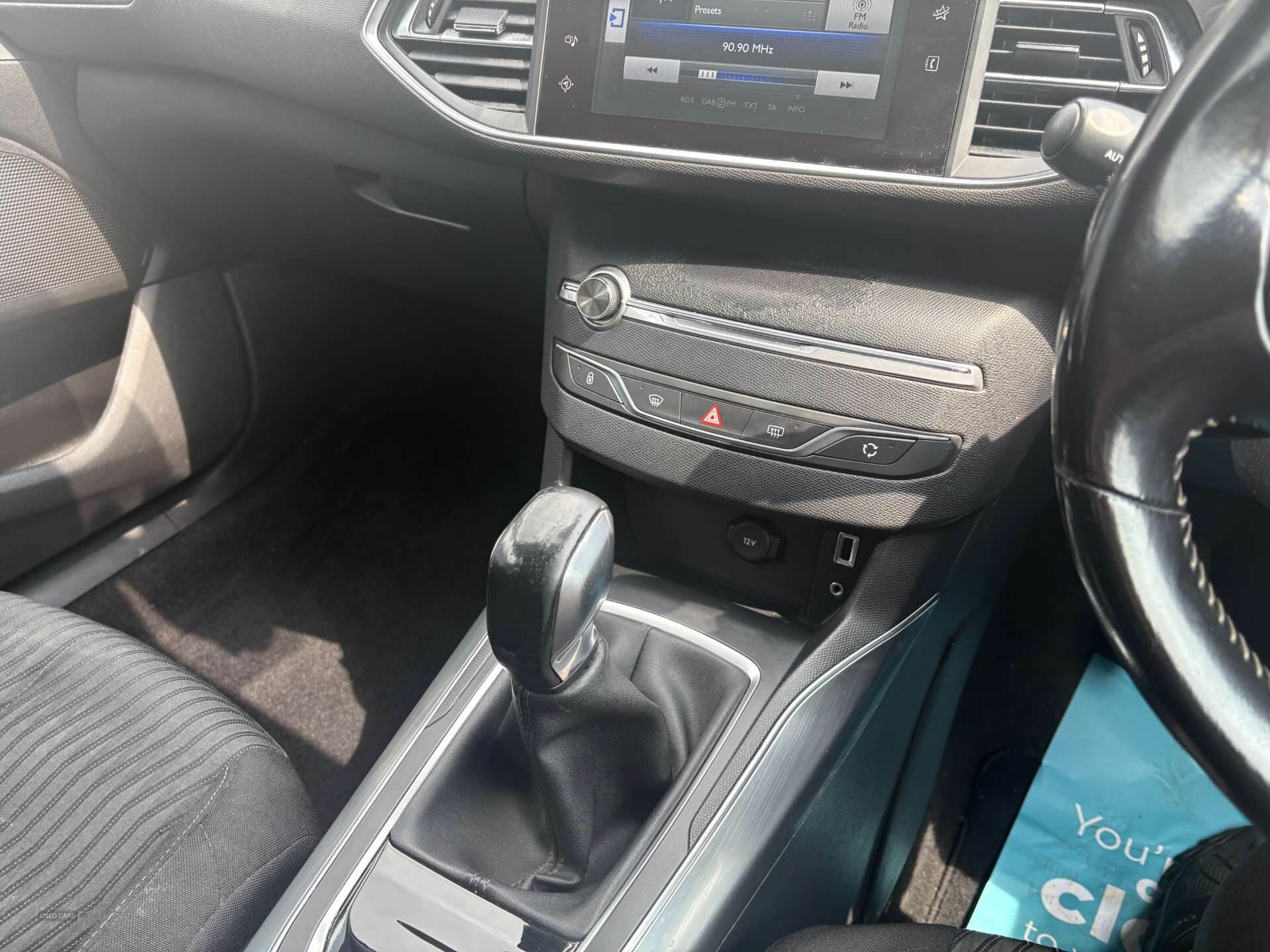 Apr 2015 Peugeot 308 1.6 HDi 92 Active 5dr