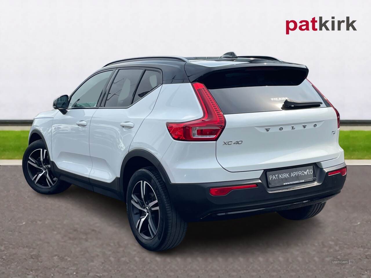 Apr 2021 Volvo XC40 1.5 T3 [163] R DESIGN 5dr