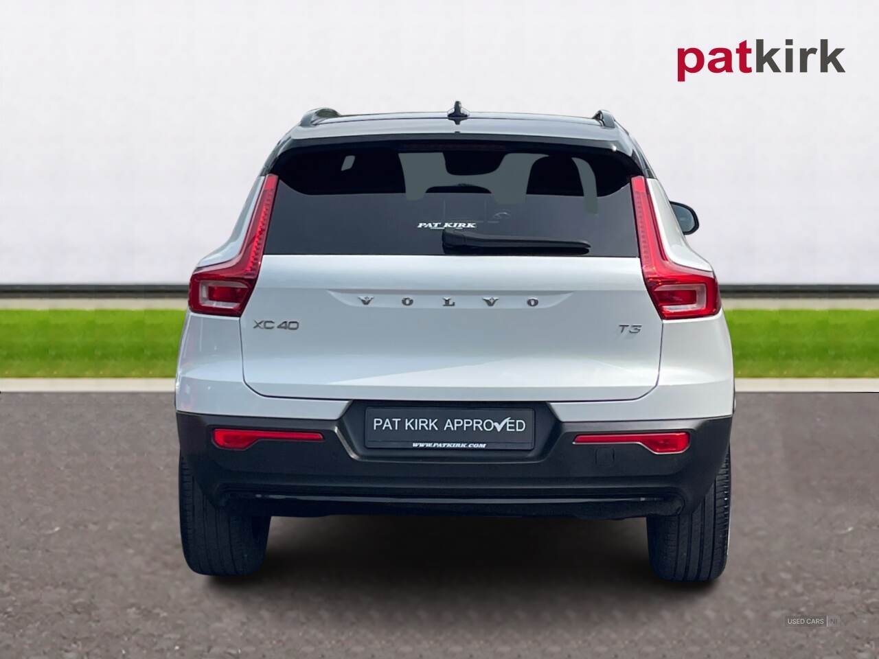 Apr 2021 Volvo XC40 1.5 T3 [163] R DESIGN 5dr