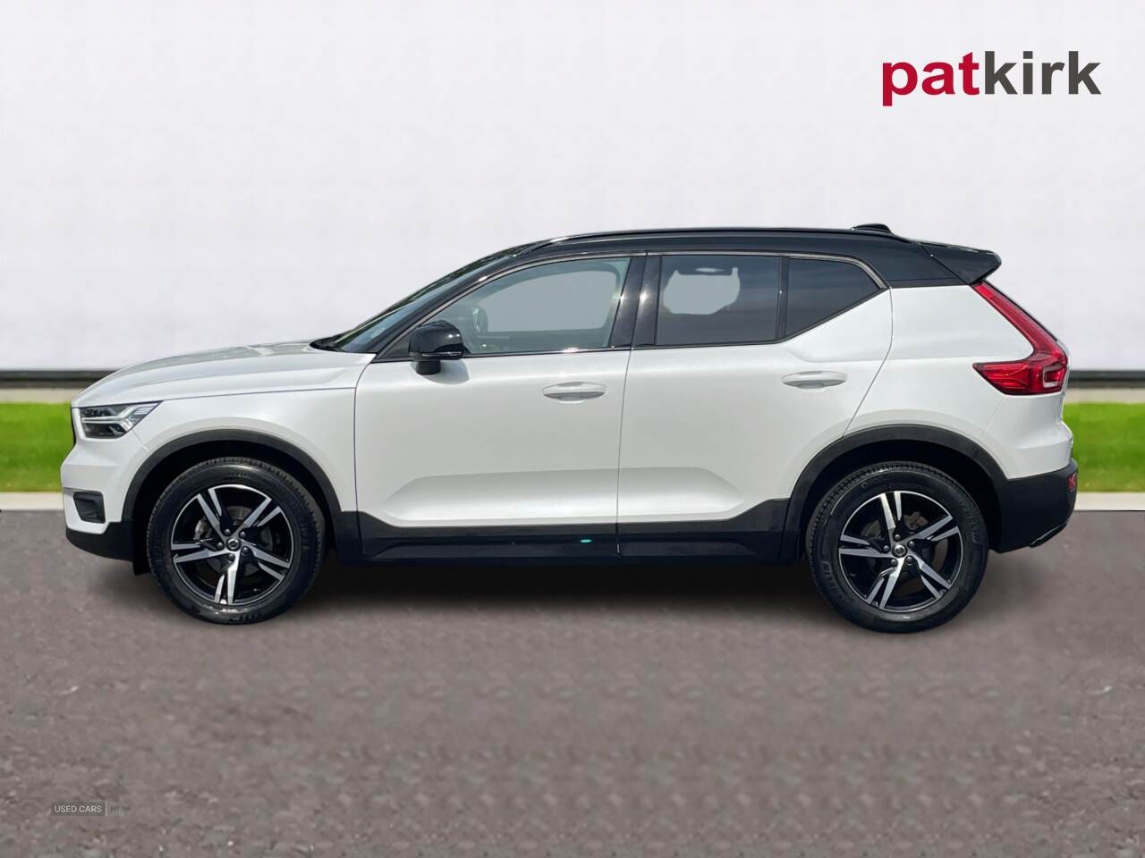 Apr 2021 Volvo XC40 1.5 T3 [163] R DESIGN 5dr