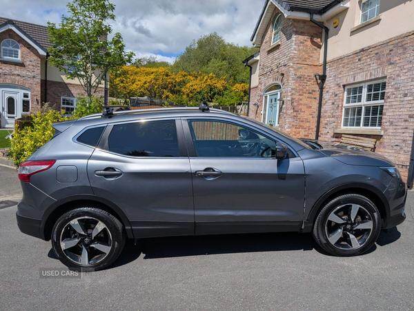 Jun 2015 Nissan Qashqai 1.5 dCi N-Tec+ 5dr