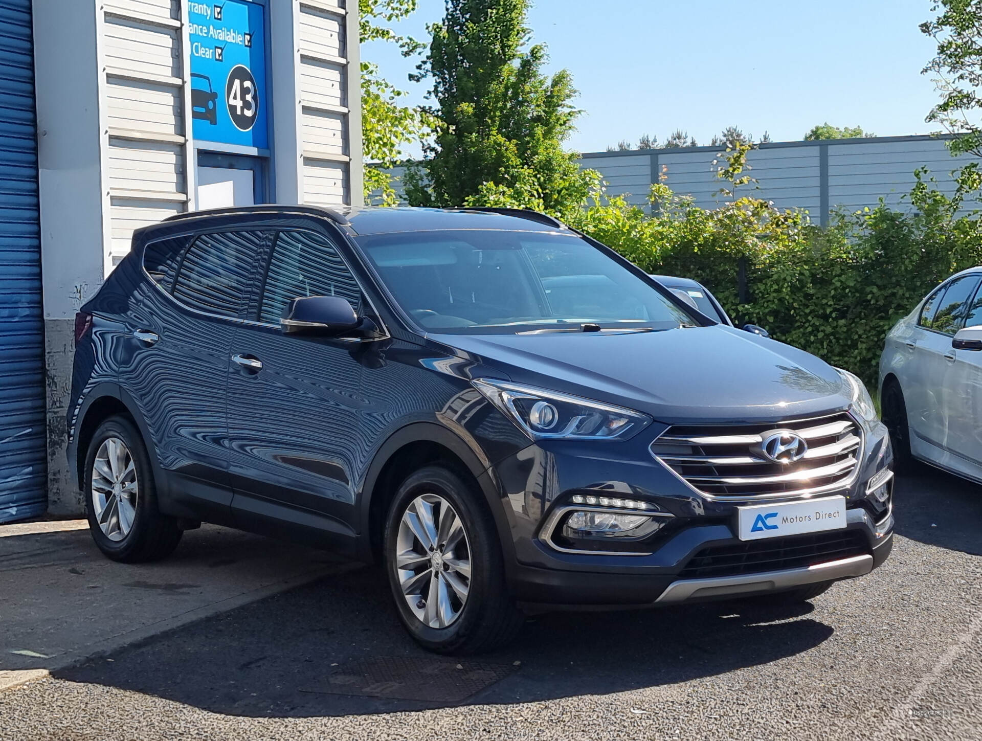 Oct 2015 Hyundai Santa Fe 2.2 CRDi Blue Drive Premium 5dr [7 Seats]