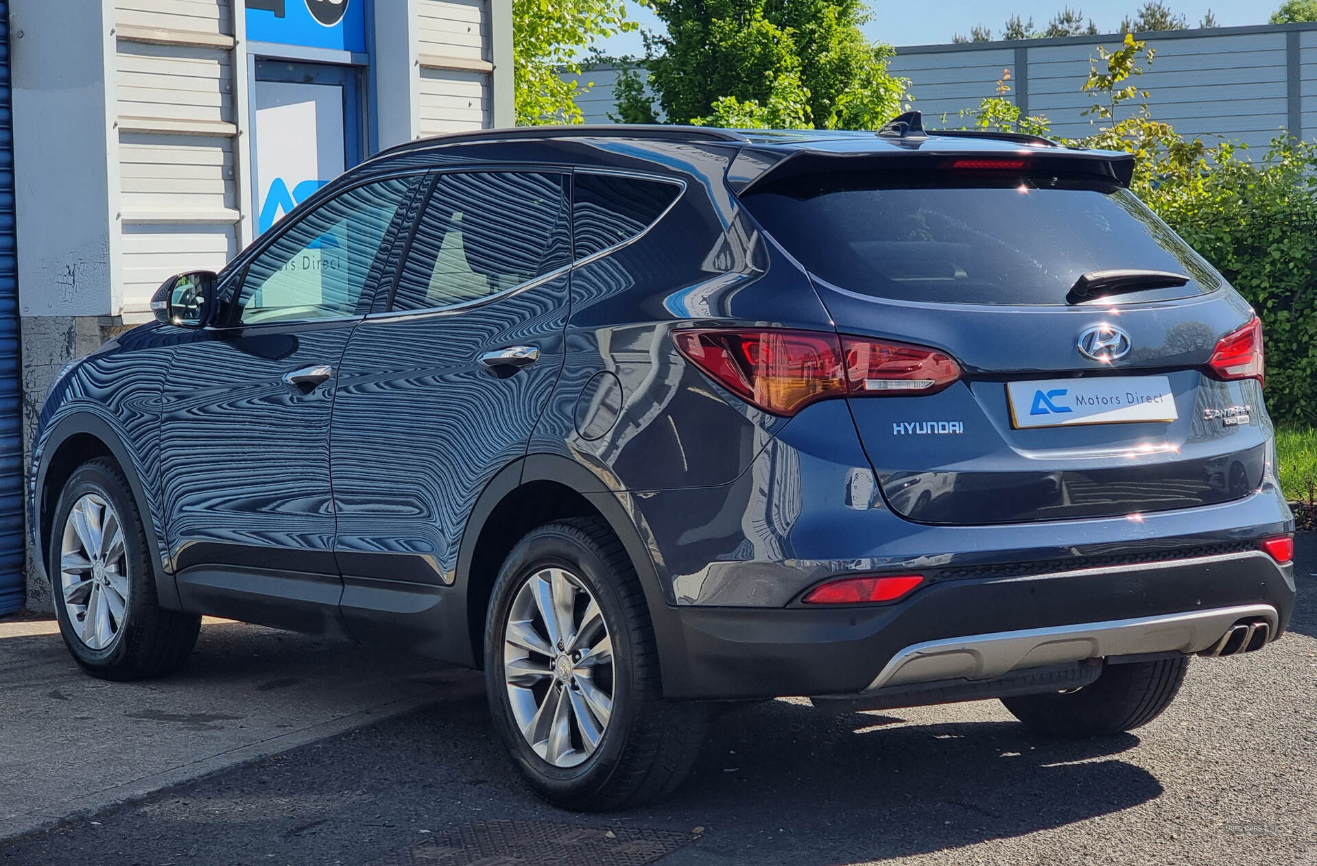 Oct 2015 Hyundai Santa Fe 2.2 CRDi Blue Drive Premium 5dr [7 Seats]