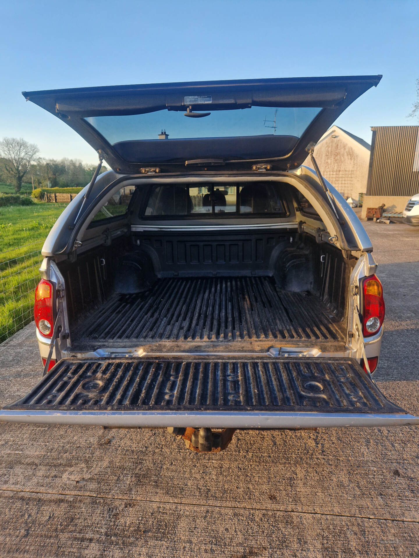 Sep 2013 Mitsubishi L200 Double Cab DI-D Barbarian 4WD 176Bhp