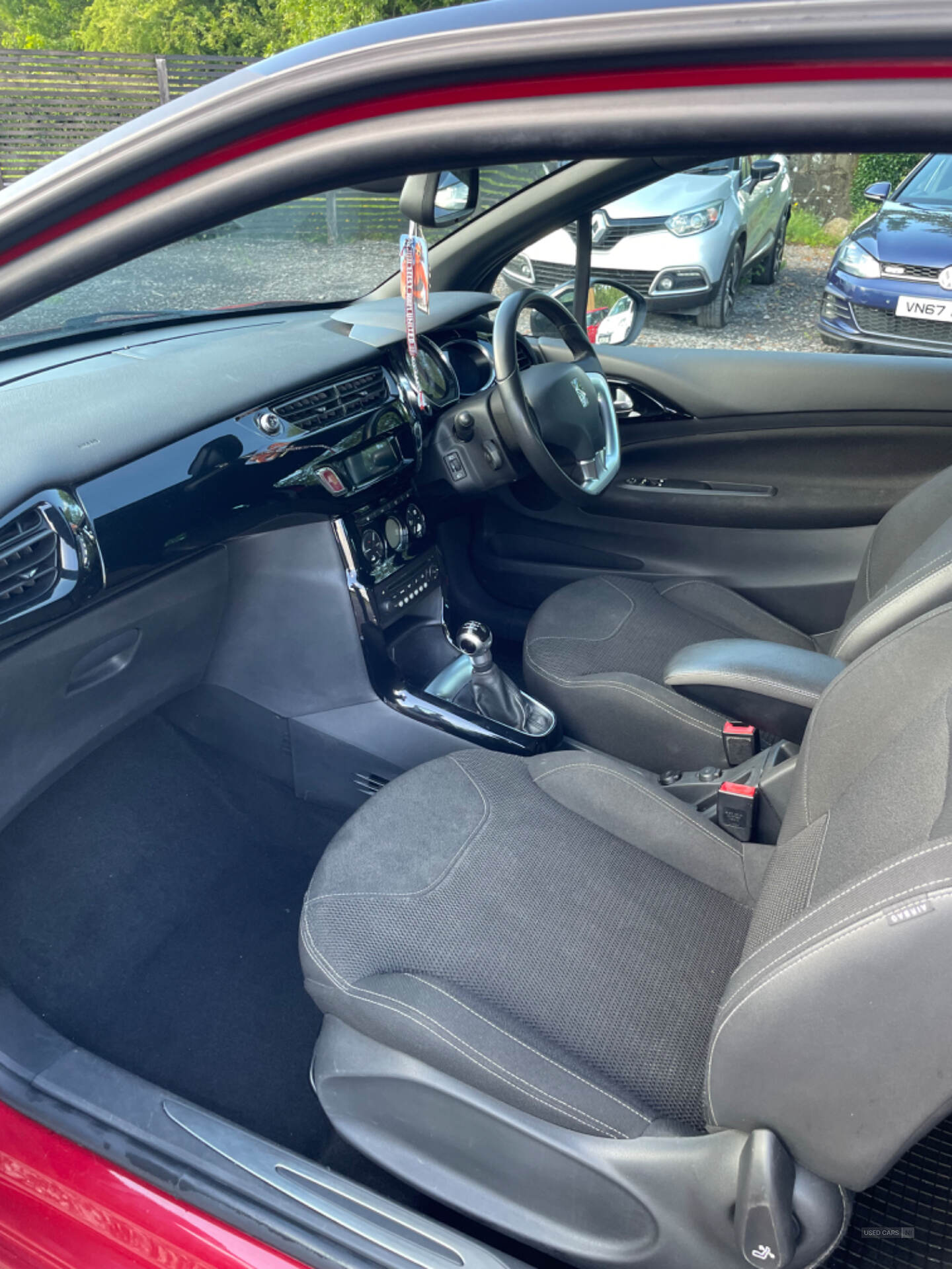 May 2015 Citroen DS3 1.2 PureTech DStyle Plus 3dr