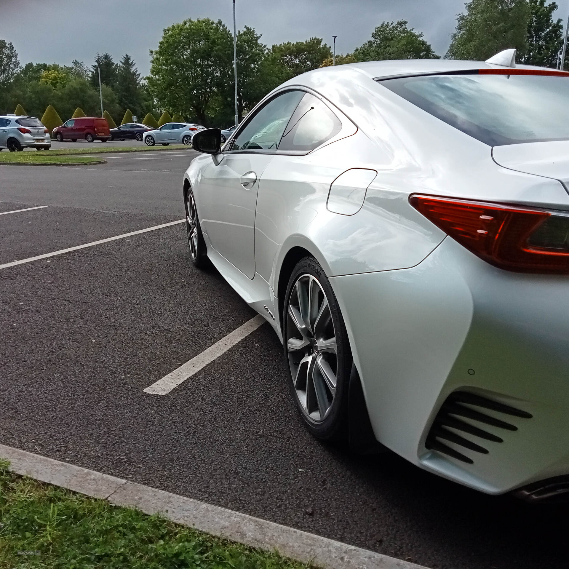 Sep 2016 Lexus RC 300h 2.5 Premier 2dr CVT