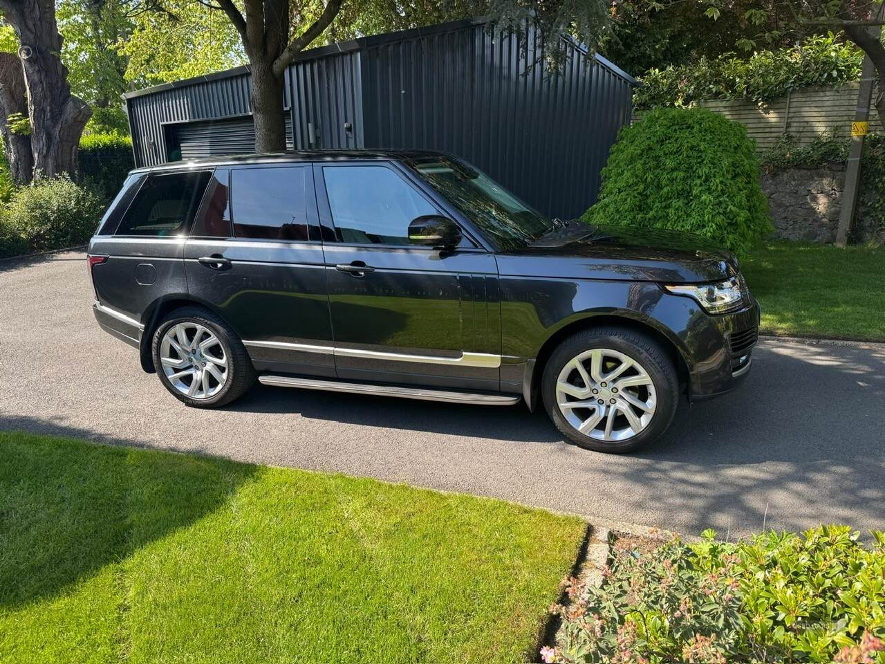 Oct 2013 Land Rover Range Rover 3.0 TDV6 Vogue 4dr Auto