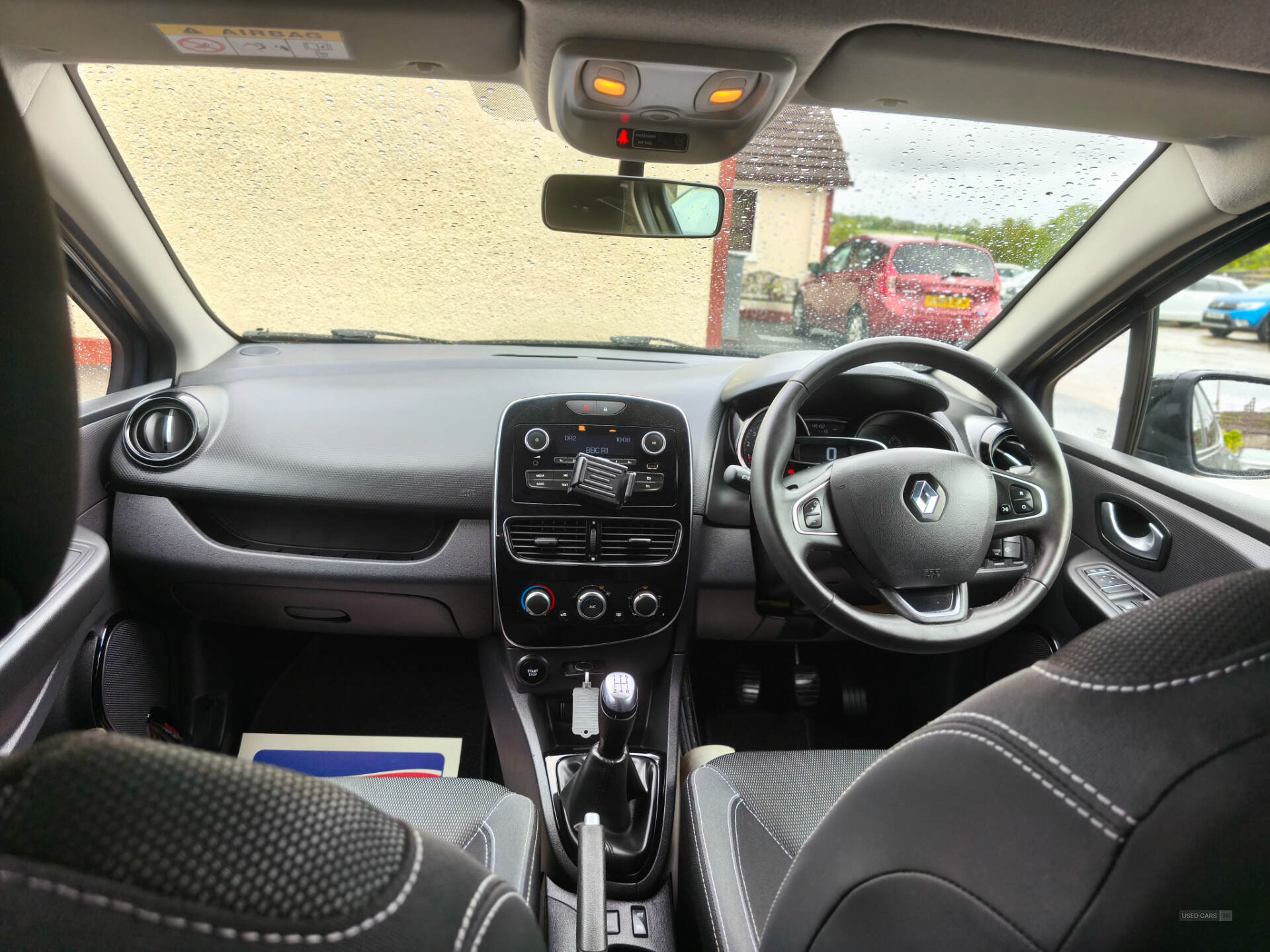Renault Clio DIESEL HATCHBACK in Derry / Londonderry