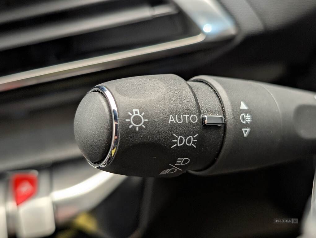 Peugeot 5008 DIESEL ESTATE in Antrim