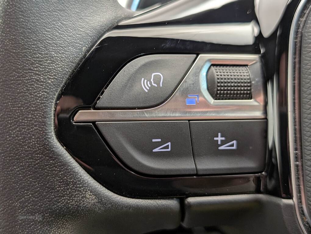 Peugeot 3008 DIESEL ESTATE in Antrim