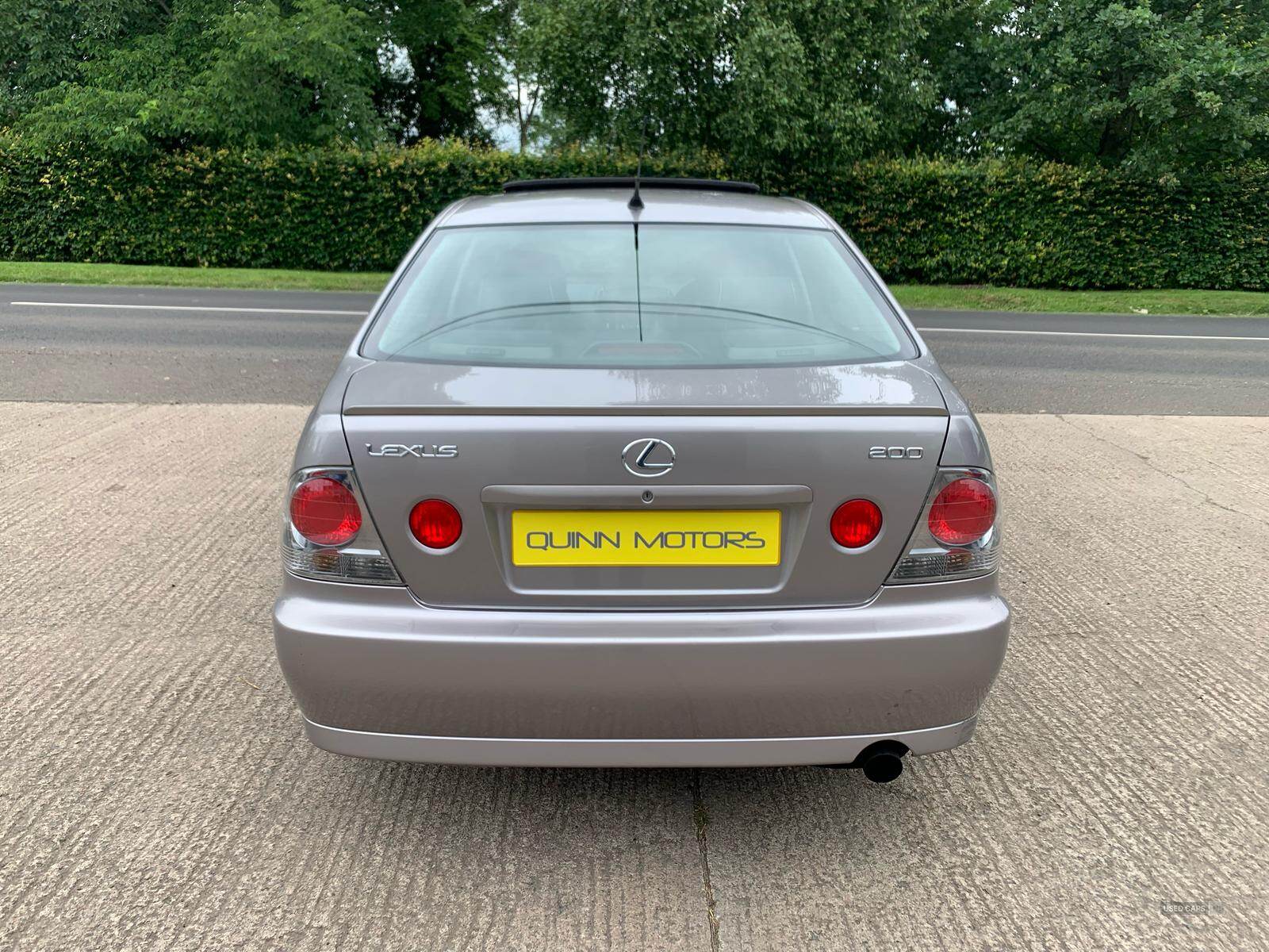 Mar 2004 Lexus IS-Series 200 2.0 Limited Ed 4dr
