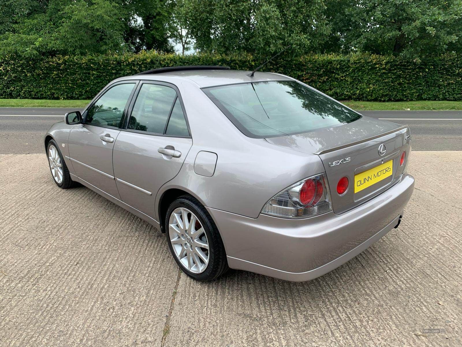 Mar 2004 Lexus IS-Series 200 2.0 Limited Ed 4dr