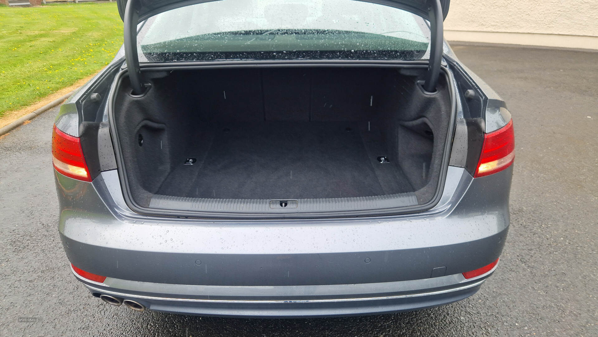 Audi A4 DIESEL SALOON in Down