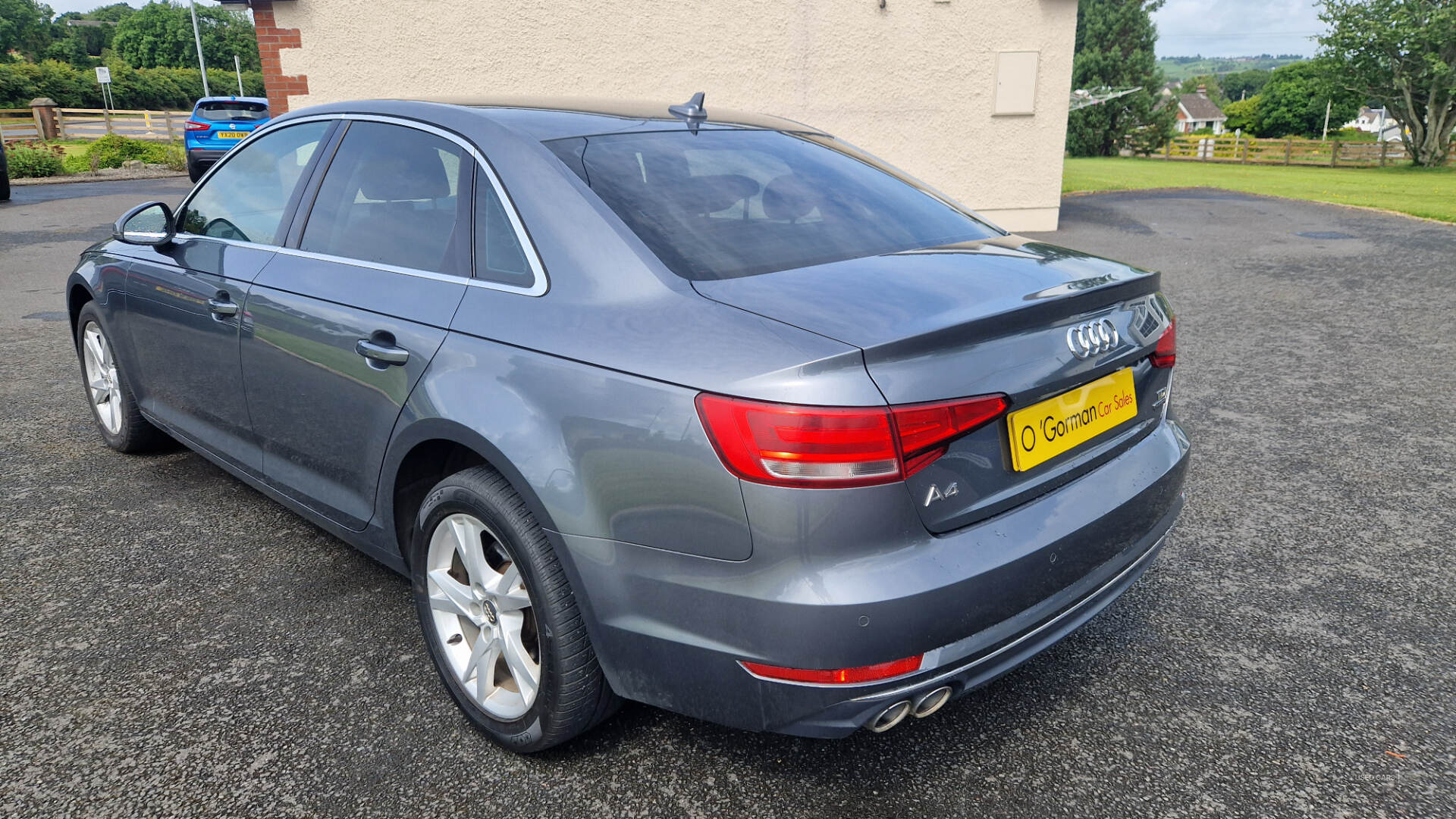Audi A4 DIESEL SALOON in Down