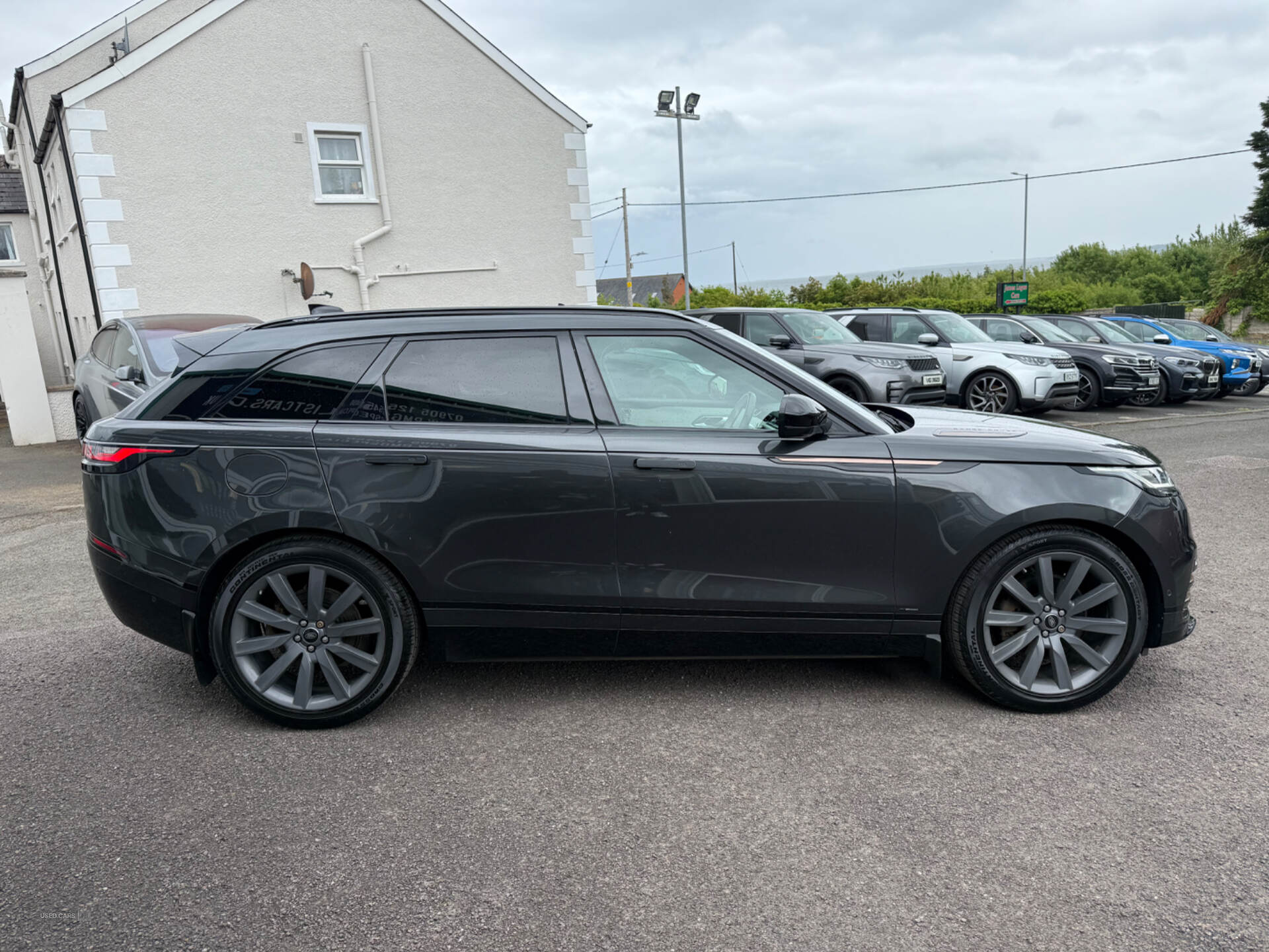 Jul 2017 Land Rover Range Rover Velar 3.0 P380 R-Dynamic HSE 5dr Auto