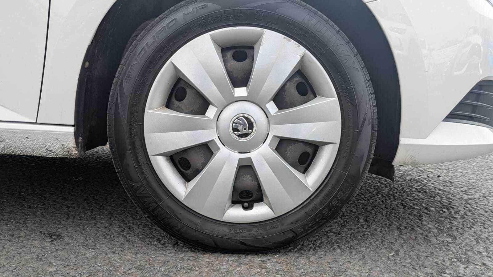 Apr 2018 Skoda Fabia 1.0 MPI 60 S 5dr