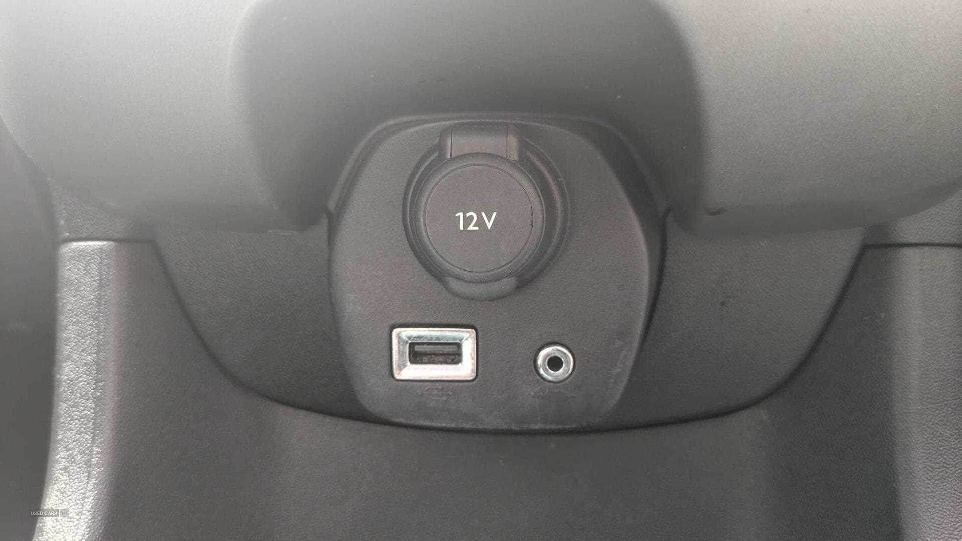 Jan 2016 Citroen C1 1.0 VTi Feel 3dr