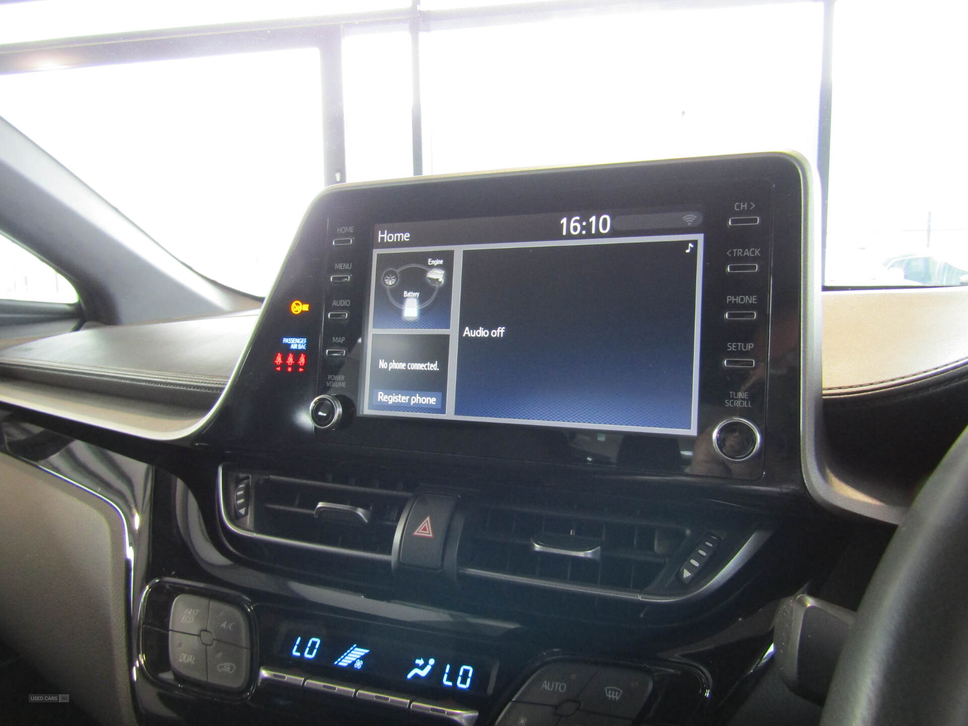 May 2022 Toyota C-HR 1.8 Hybrid Icon 5dr CVT