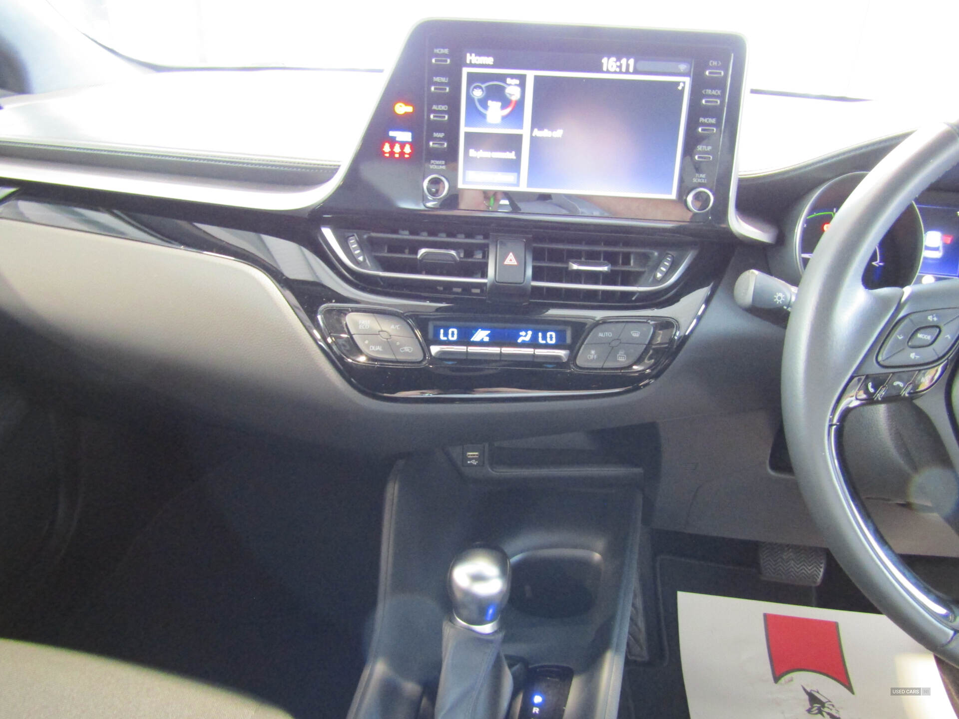 May 2022 Toyota C-HR 1.8 Hybrid Icon 5dr CVT