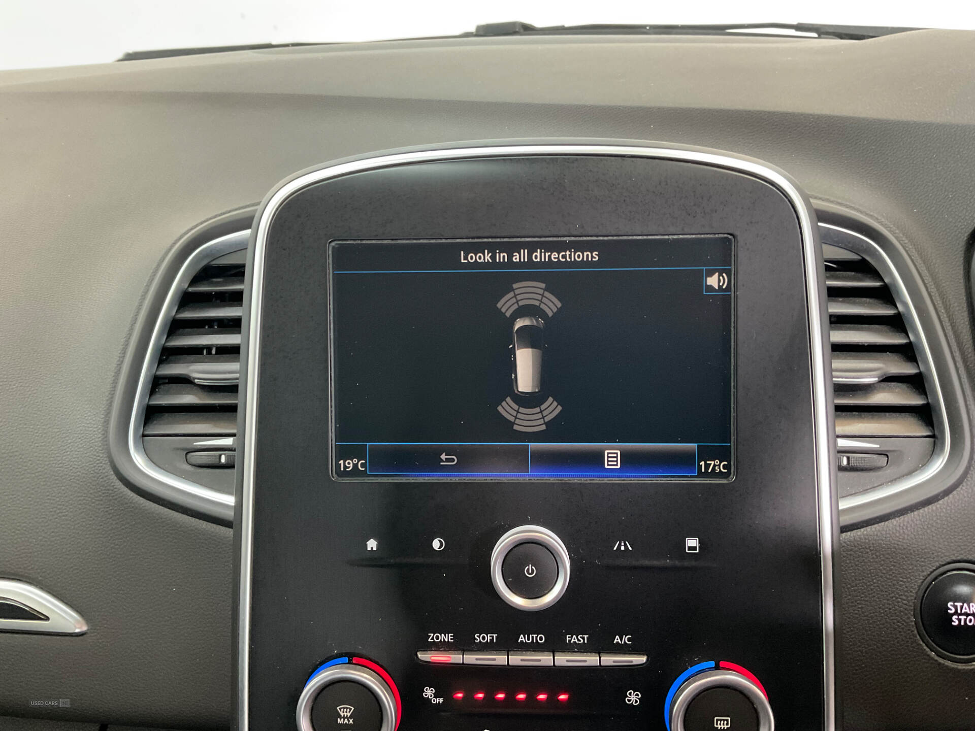 Jul 2018 Renault Scenic 1.2 TCE 130 Dynamique Nav 5dr