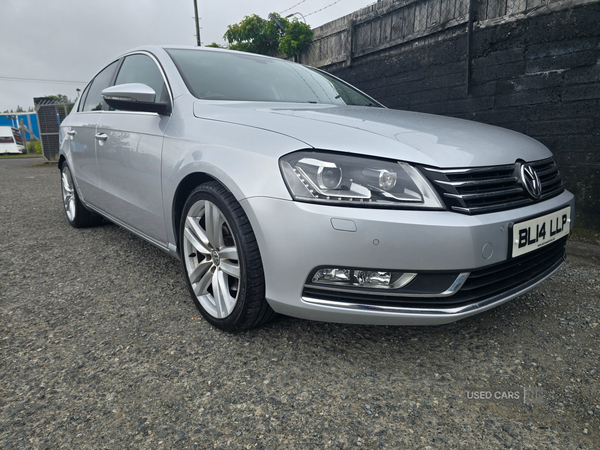 Volkswagen Passat DIESEL SALOON in Down