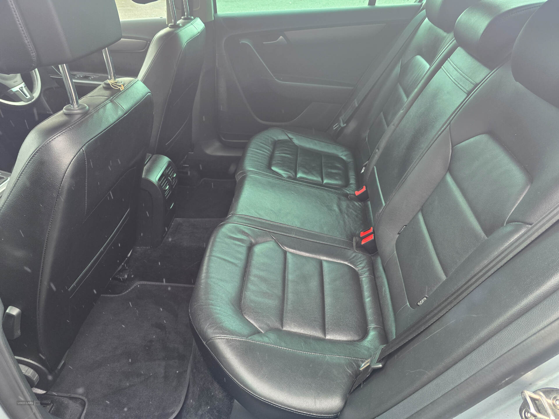 Volkswagen Passat DIESEL SALOON in Down