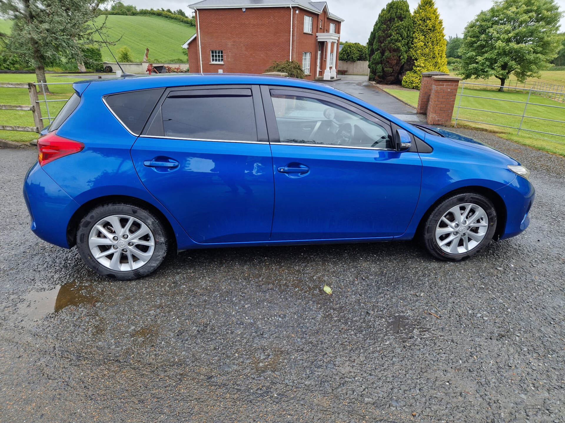 Apr 2014 Toyota Auris 1.33 Dual VVTi Icon 5dr