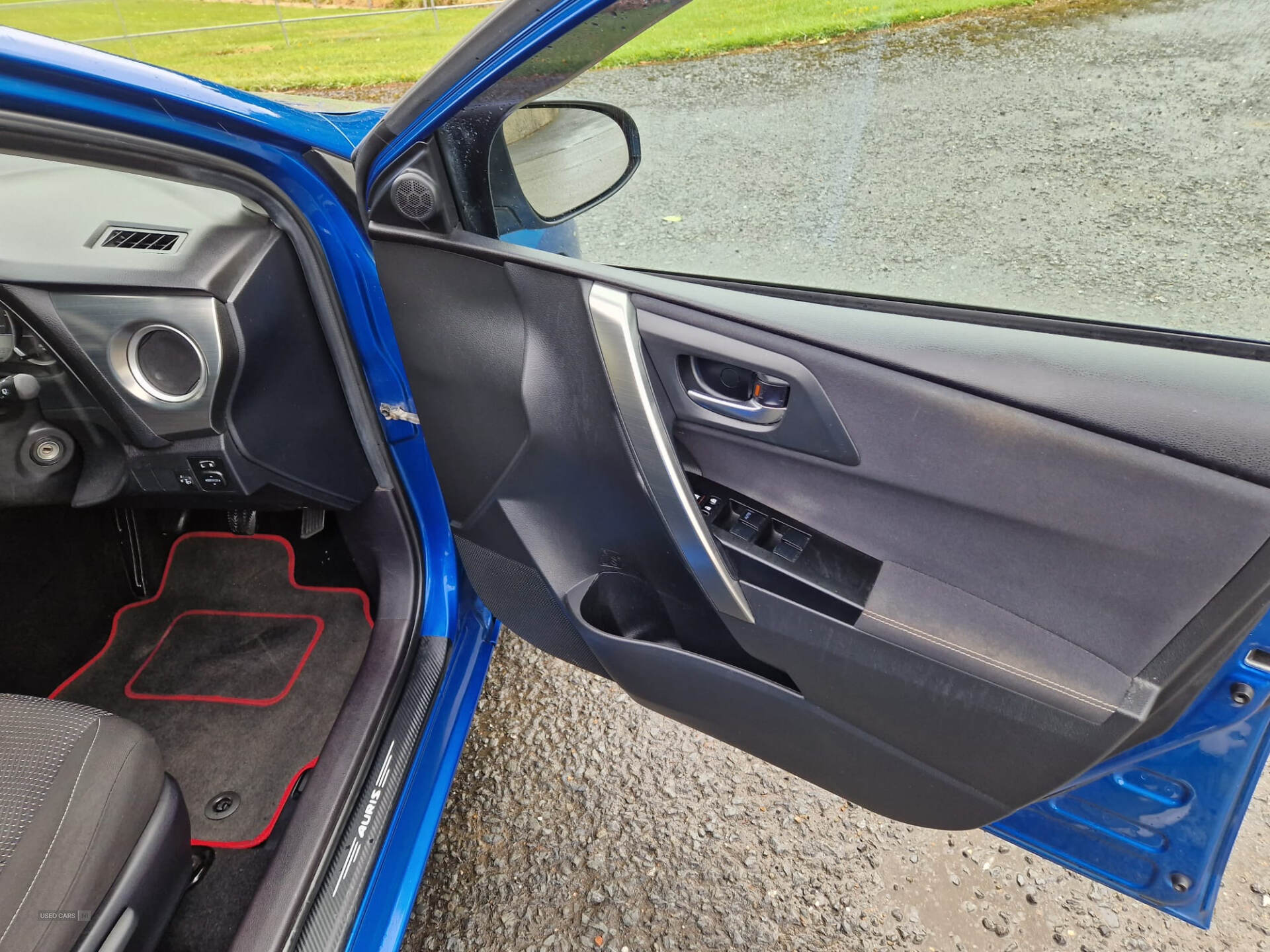 Apr 2014 Toyota Auris 1.33 Dual VVTi Icon 5dr