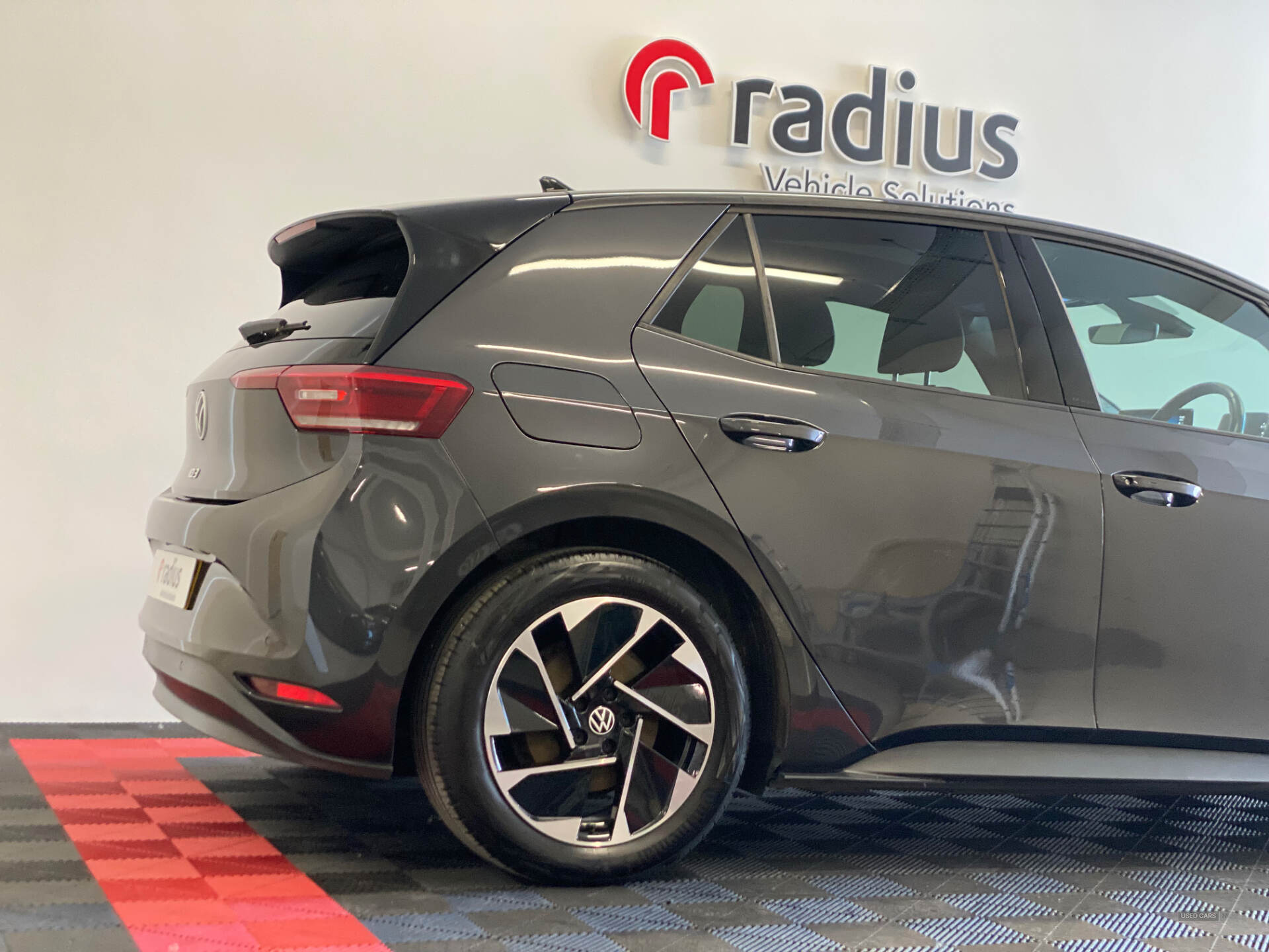Apr 2021 Volkswagen ID.3 150kW Family Pro Performance 58kWh 5dr Auto