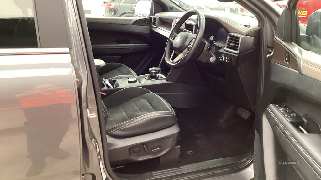 Oct 2023 Volkswagen Amarok D/Cab Pick Up Style 2.0 TDI 205 4MOTION Auto